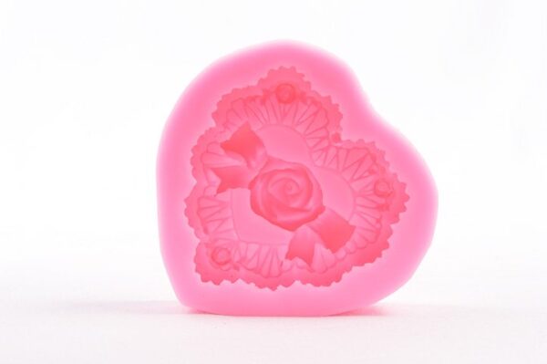 Molde corazon con moño 7cm - Imagen 2