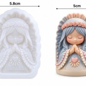 Molde virgencita rezando con corazón y flores