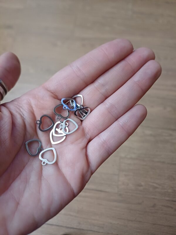 10 Dijes mini corazon acero inoxidable 1cm