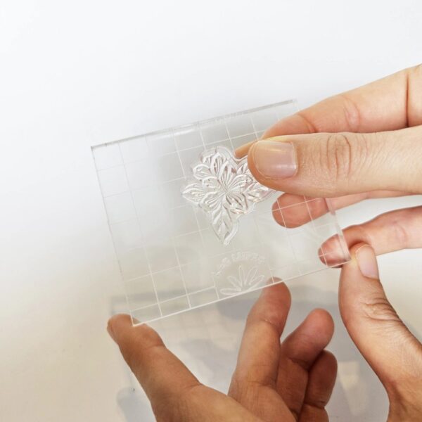 Plancha de silicona flores para sellos jabon vela - Imagen 4